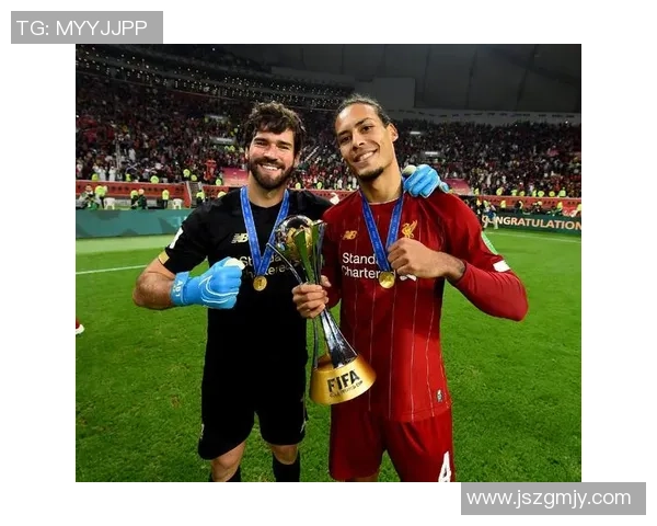 维吉尔范迪克以钢铁意志统领防线再现现代足球防守艺术巅峰